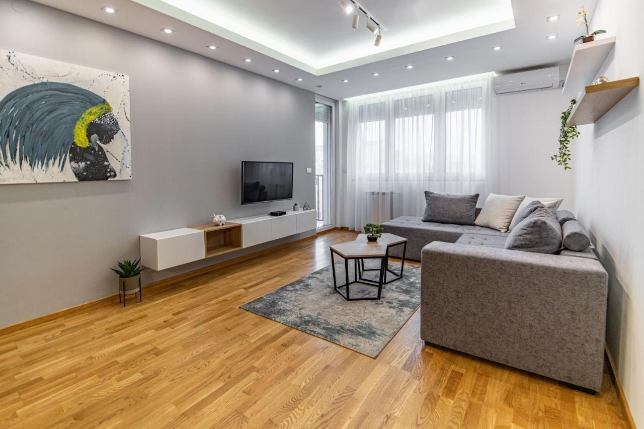 Arena Big Luxury Apartments نوفي ساد المظهر الخارجي الصورة